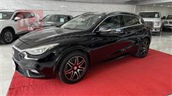 Infiniti Q30